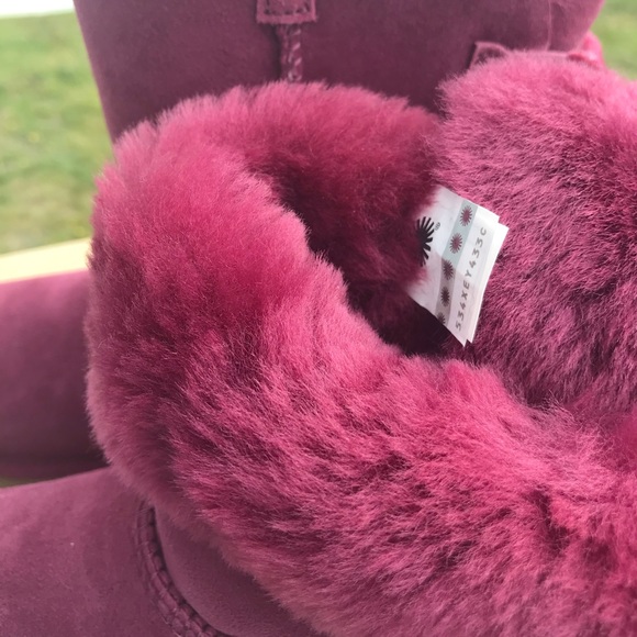 UGG Bailey Bow II Velvet Ribbon - Picture 6 of 7